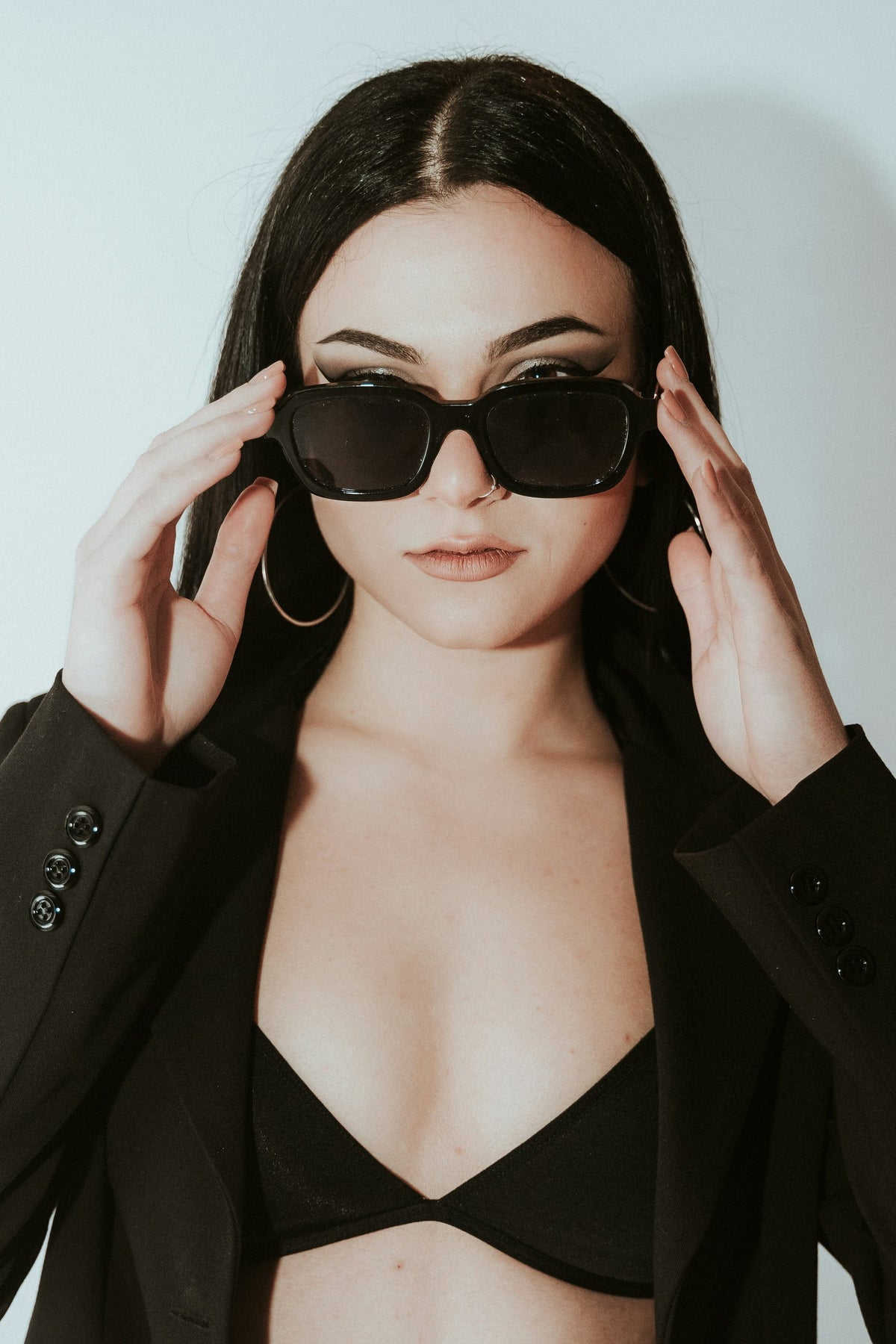 Colophon fitted blazer — editorial photograph 3