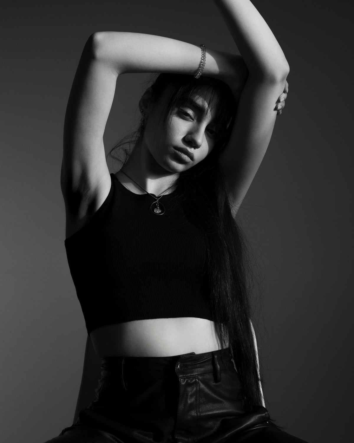 Line ribbed crop — editorial photograph 1
