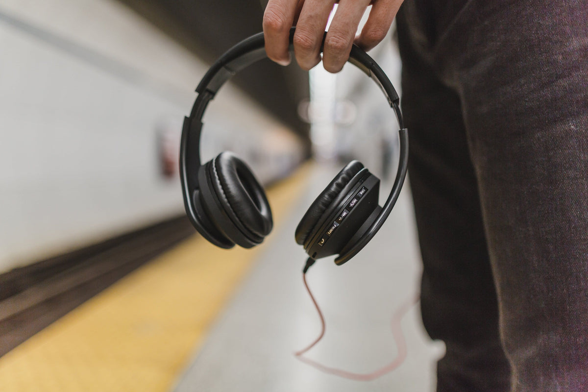 Black Over Ear Headphone — Photographic Demo — photograph 1. Photo: Matthew Henry; https://www.shopify.com/stock-photos/photos/headphones-over-ear. Photographic demo.