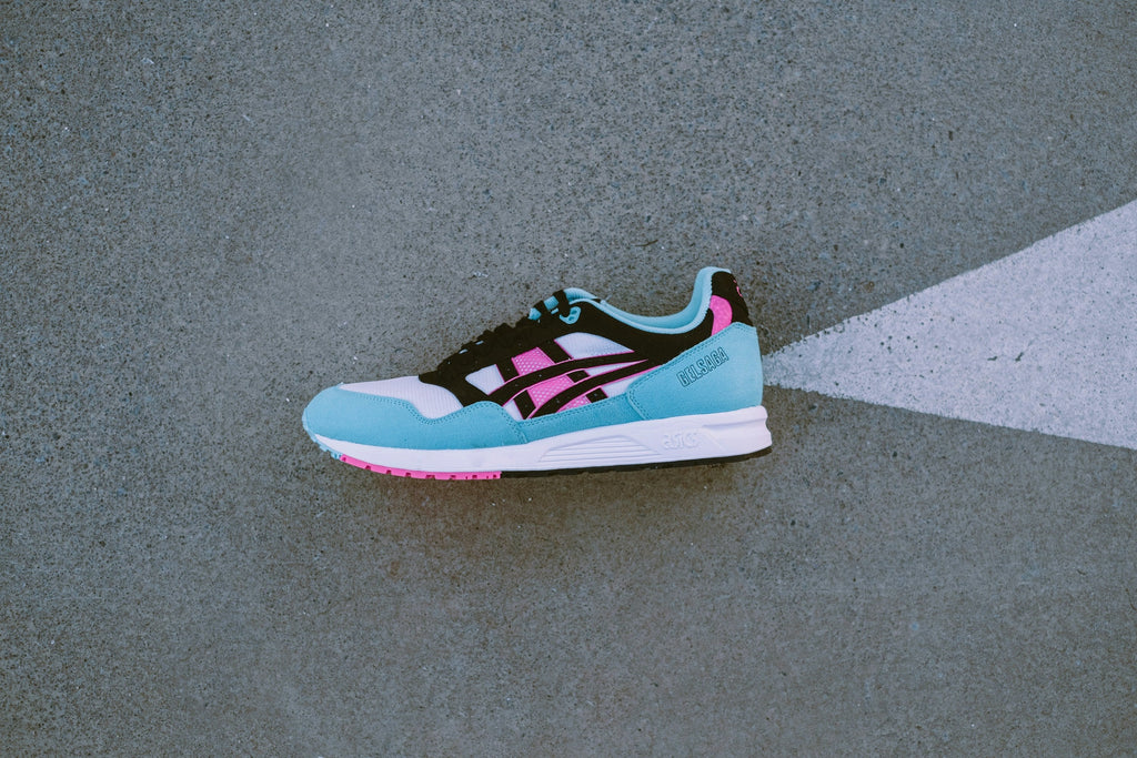 Pastel Panel Runner — Photographic Demo — photograph 1. Photo: Hipkicks; https://unsplash.com/photos/pink-and-white-nike-sneakers-RwDKrewYQa4. Photographic demo.