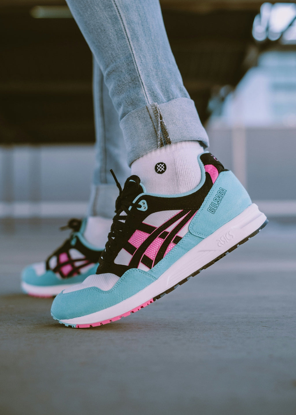 Pastel Panel Runner — Photographic Demo — photograph 2. Photo: Hipkicks; https://unsplash.com/photos/person-wearing-black-white-and-red-nike-air-jordan-1-shoes-dScoHvY2jnU. Photographic demo.