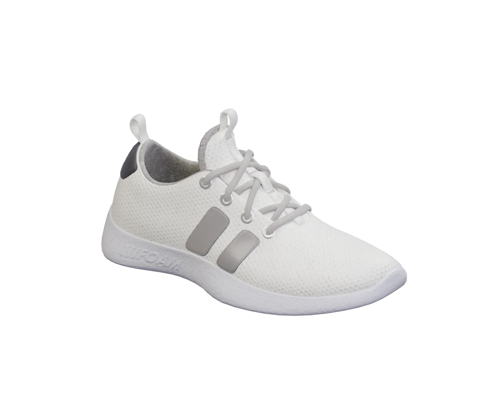 RF/01 — Chalk Run — three-quarter view